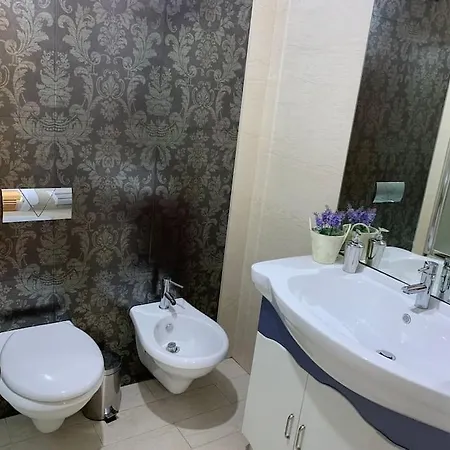 Maison Galerie Apartment Tirana