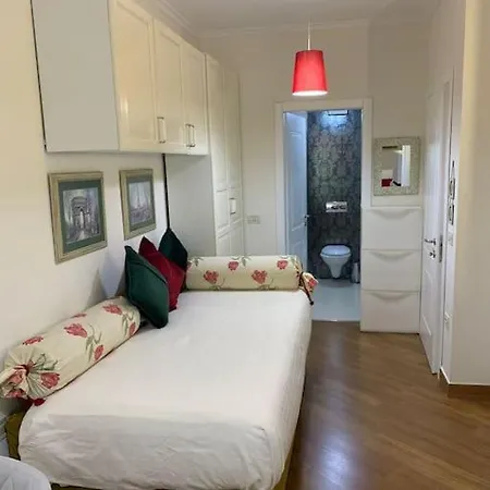 Apartment Maison Galerie Tirana